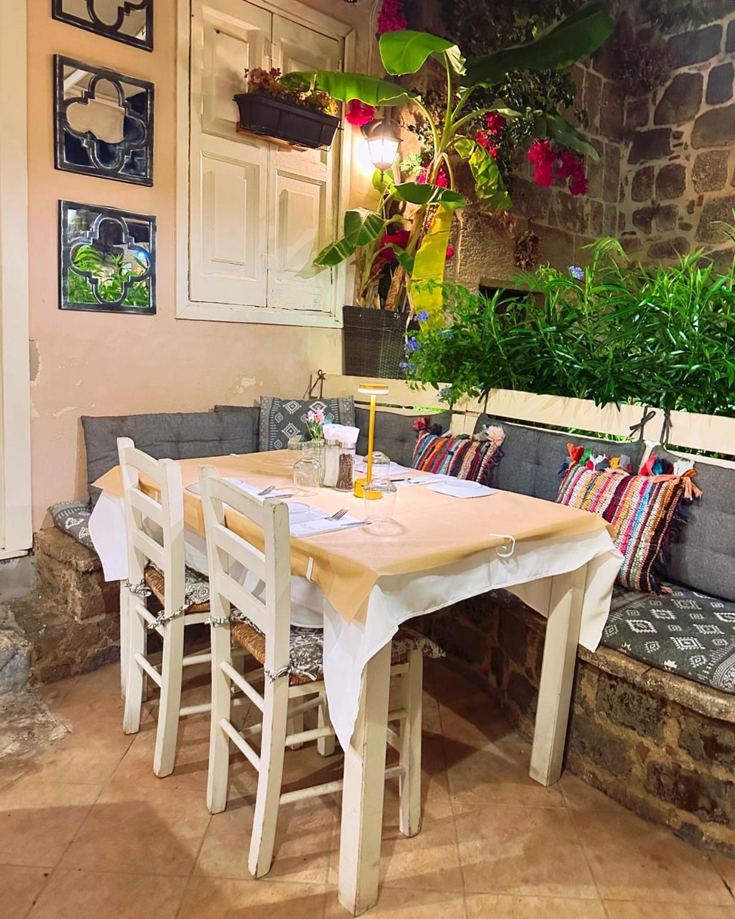 To Rodi Apartments Rhodes City Екстериор снимка